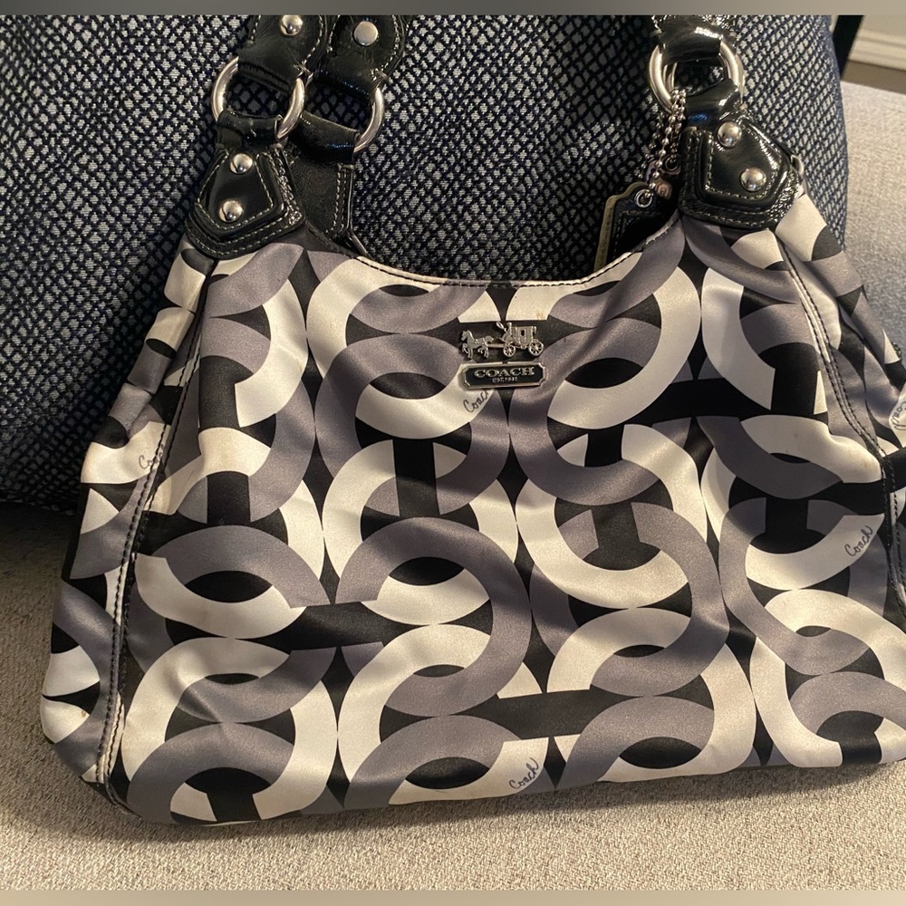Coach shoulder bag